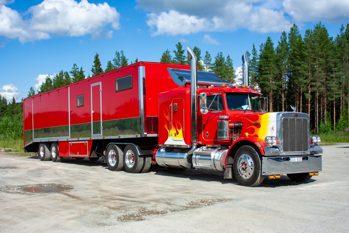 HaulHero auto transport truck